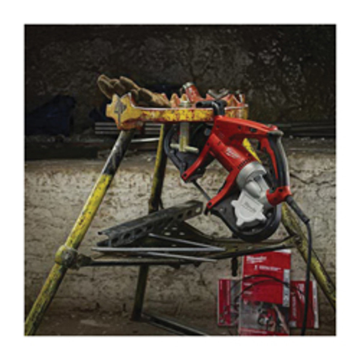 Milwaukee 6242-6 Compact Band Saw, 7 AMP (Bare Tool)