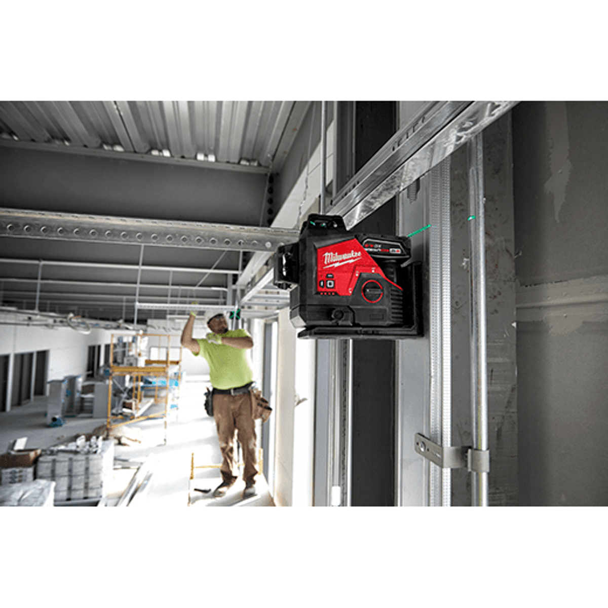 Milwaukee 3632-21 M12™ Green 360° 3-Plane Laser Kit