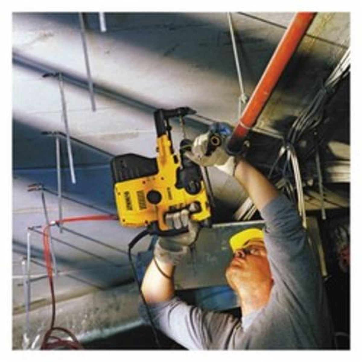 DeWALT D25300DH Dust Extractor, L-Shape, For Use With SDS Rotary Hammers D25303, D25304 and D25313