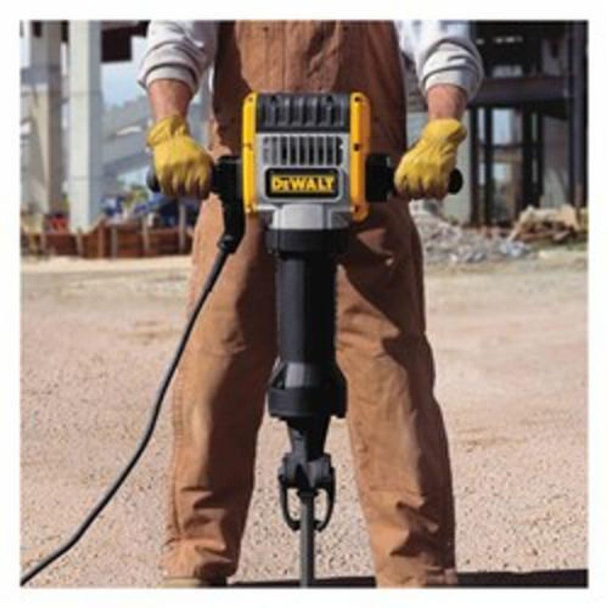 DeWALT D25980K 68lb., 1-1/8", Hex Pavement Breaker W/ Hammer Truck and Steel