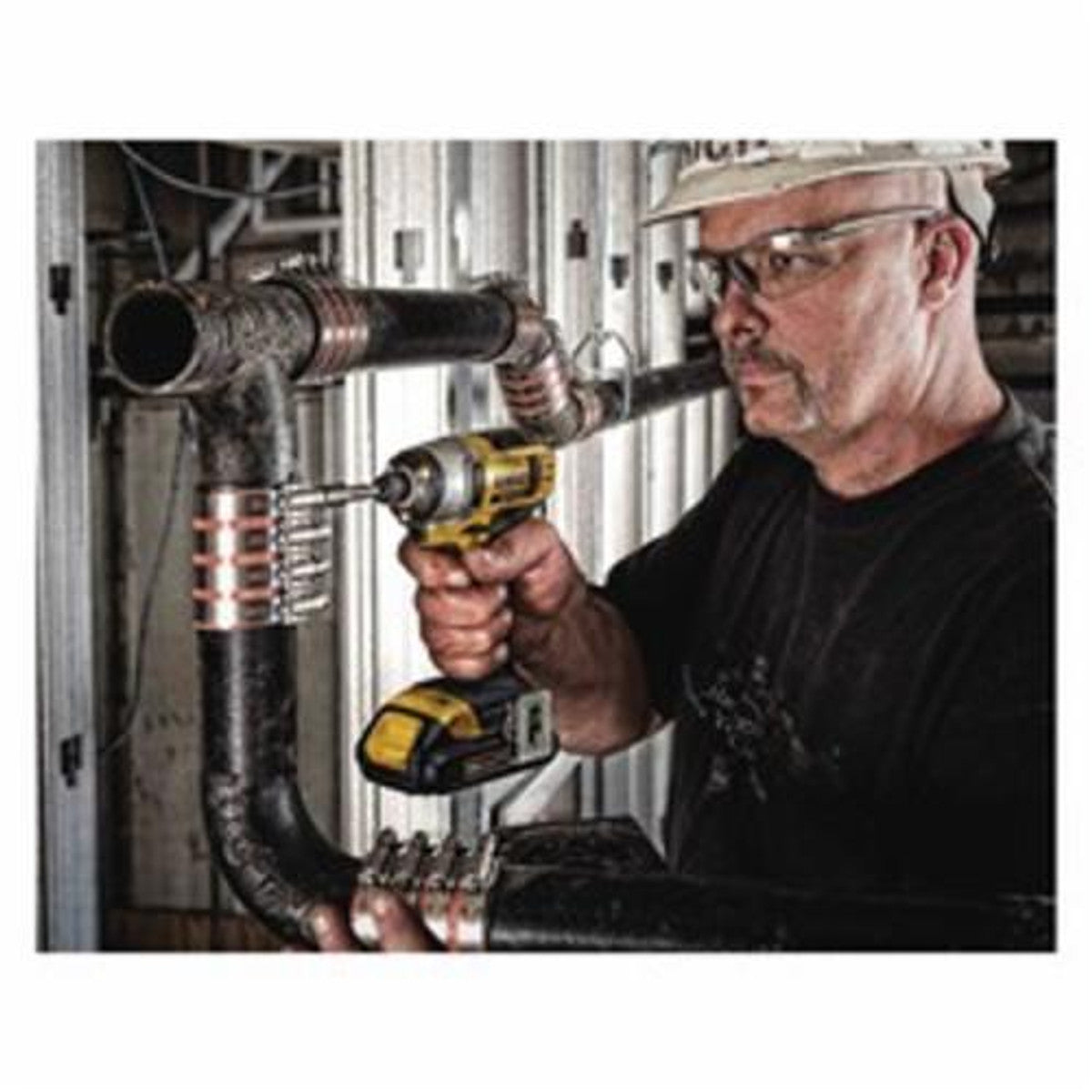 DeWALT DCF885C2  20V MAX 1/4" Hex/Straight Drive Impact Driver Kit W/ (2) 1.5 Ah Batteries