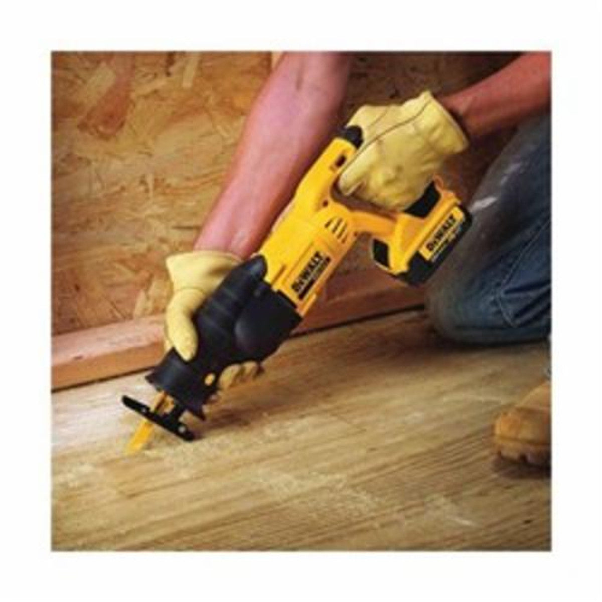 DeWALT DCS380B  20V MAX Reciprocating Saw W/ Electric Brake (Bare Tool)