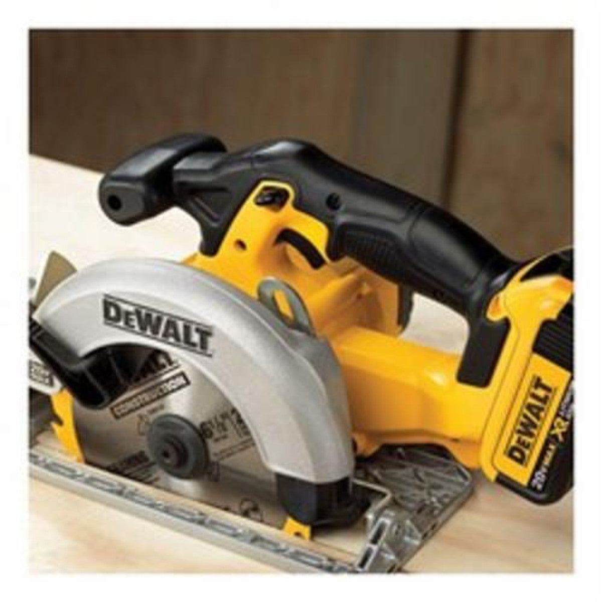 DeWALT DCS391B  20V MAX 6-1/2" Circular Saw (Bare Tool)