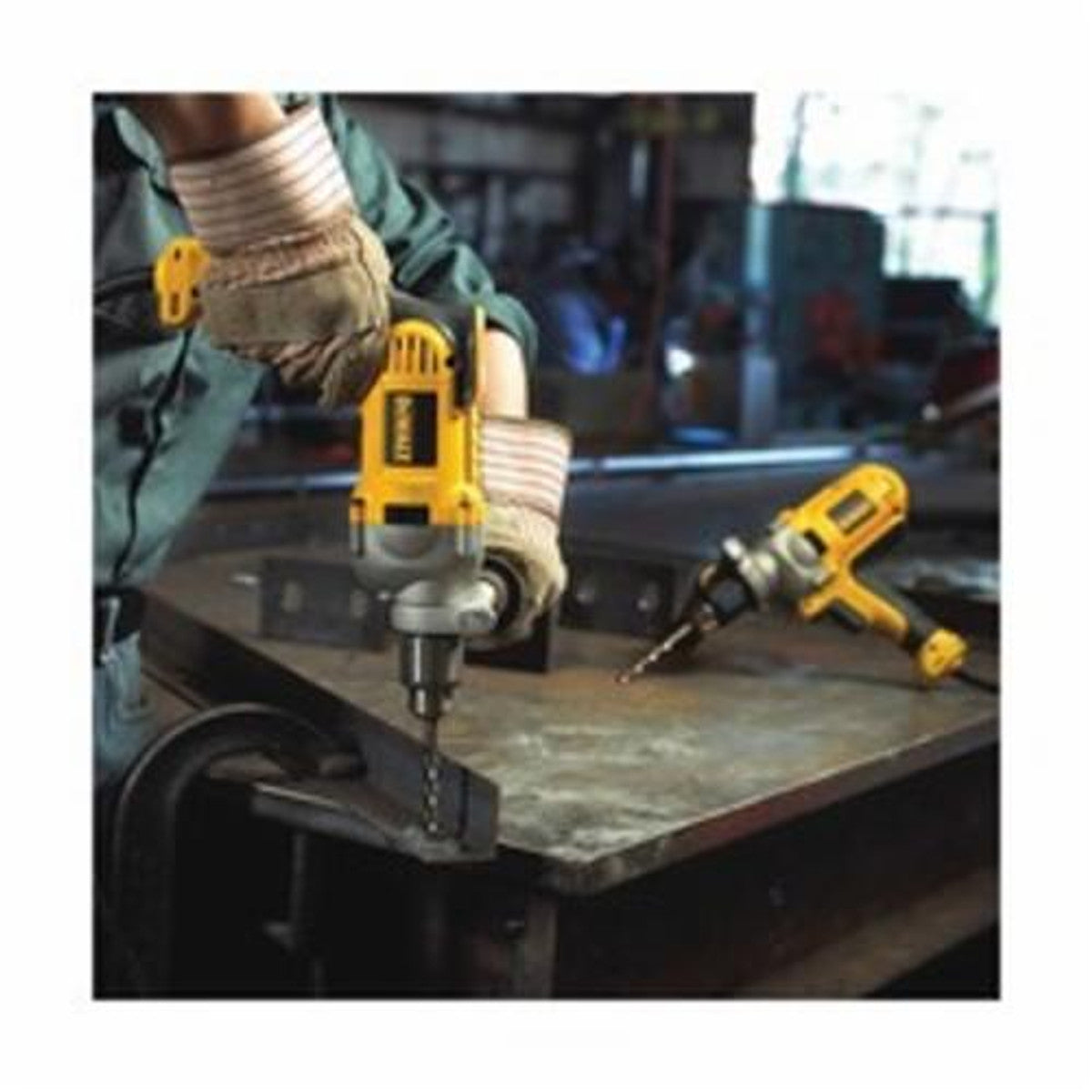 DeWALT DWD210G  1/2" VSR Drill, Pistol Grip, Keyed Chuck, 10 AMP